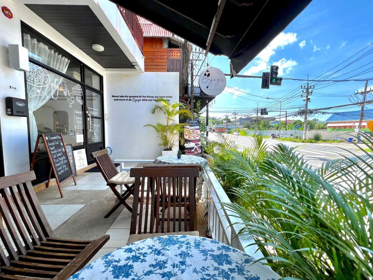 Enjoy'S Beach House & Cafe' Ban Karon Екстер'єр фото