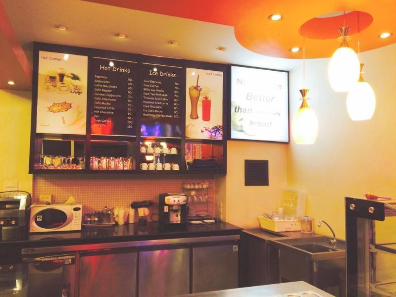 Enjoy'S Beach House & Cafe' Ban Karon Екстер'єр фото